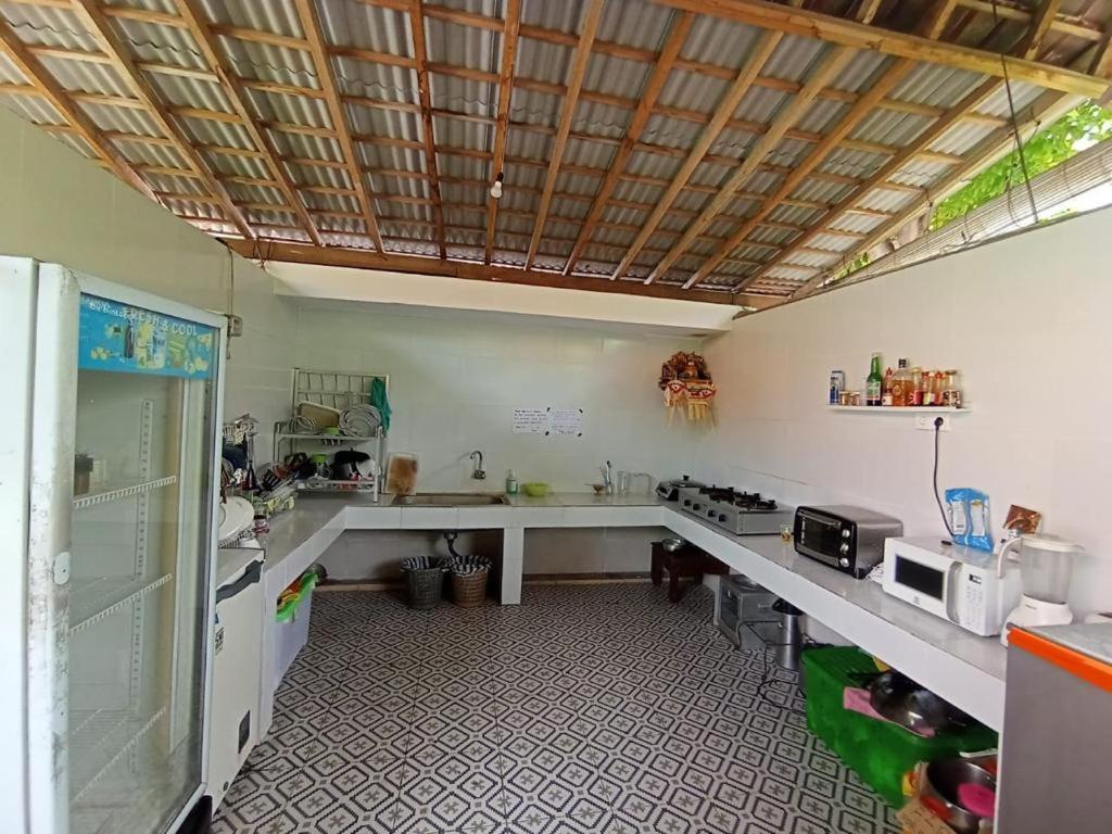 Asung Guesthouse Canggu Buitenkant foto