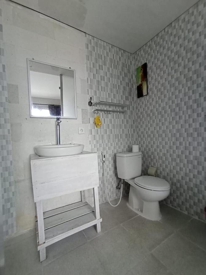 Asung Guesthouse Canggu Buitenkant foto