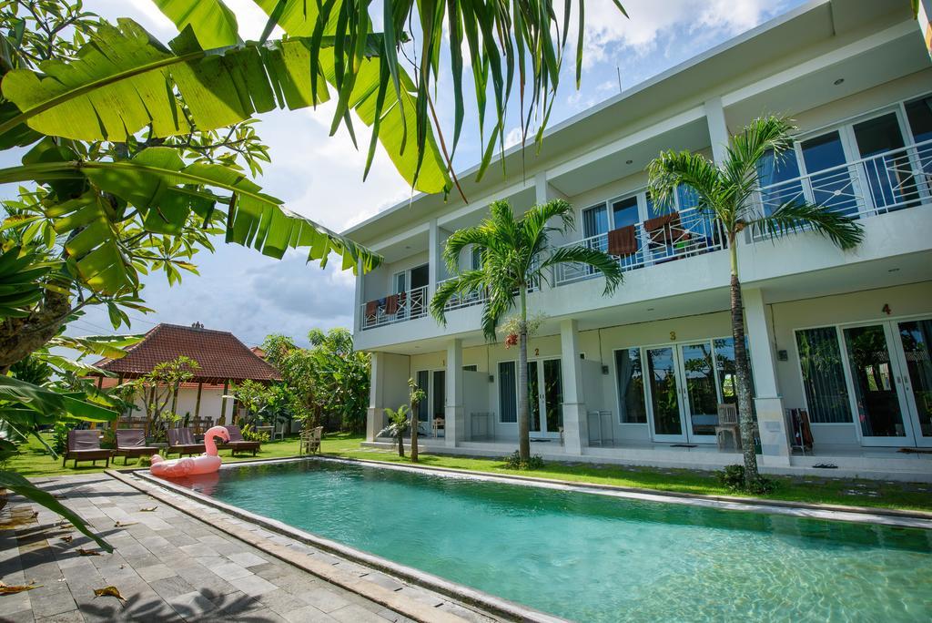 Asung Guesthouse Canggu Buitenkant foto