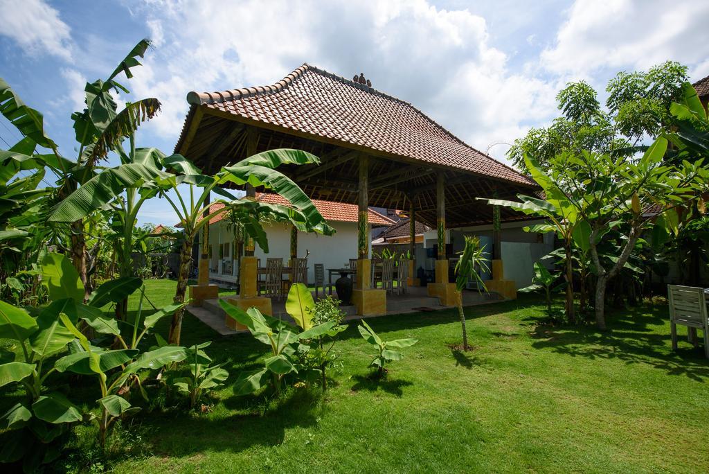 Asung Guesthouse Canggu Buitenkant foto